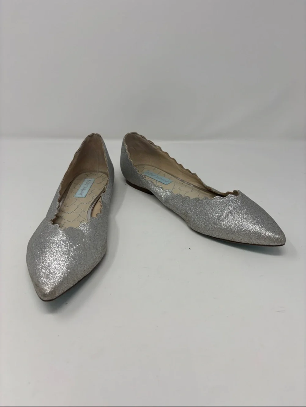 BETSEY Johnson‎ | 9.5 9.5M Silver Glitter Pointed-Toe Women's Flats